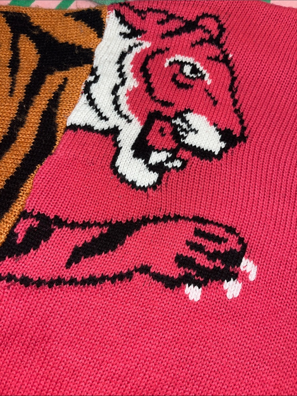 ASOS pink knit sweater features playful pink and orange tiger | size 4 - Picture 6 of 6